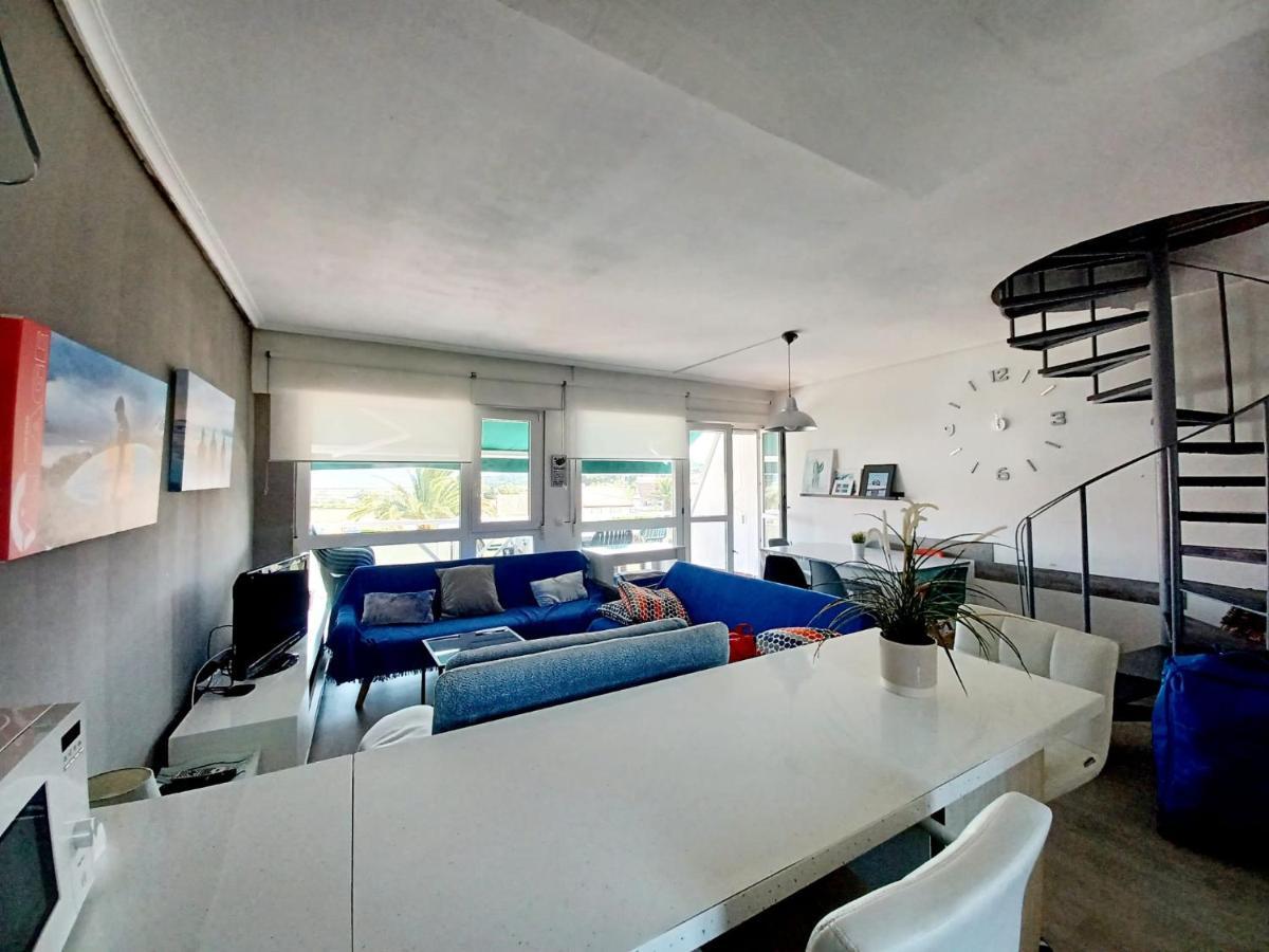 شقة Duplex Con Piscina Muy Cerca De La Playa Santiuste المظهر الخارجي الصورة