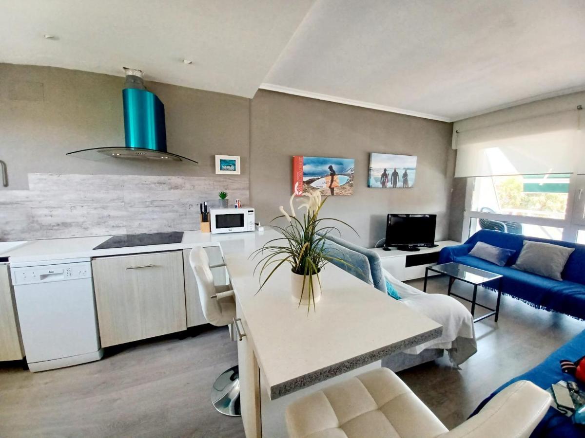شقة Duplex Con Piscina Muy Cerca De La Playa Santiuste المظهر الخارجي الصورة